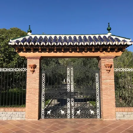 Con Encanto En Lodge Málaga